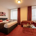 Ruby Blue Szálloda 4*