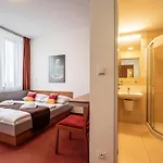 Ξενοδοχείο Ruby Blue 4*