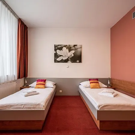 루비 블루 호텔