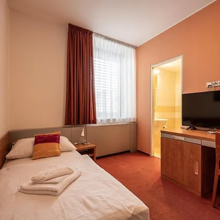 Ruby Blue Hotel