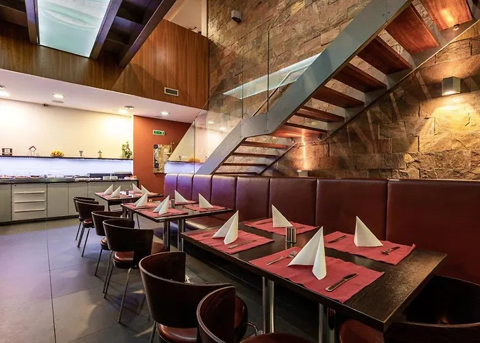 Отель Ruby Blue Острава